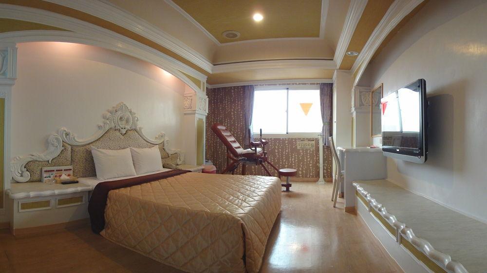 Hua Yue Hotel Taoyuan Exterior foto