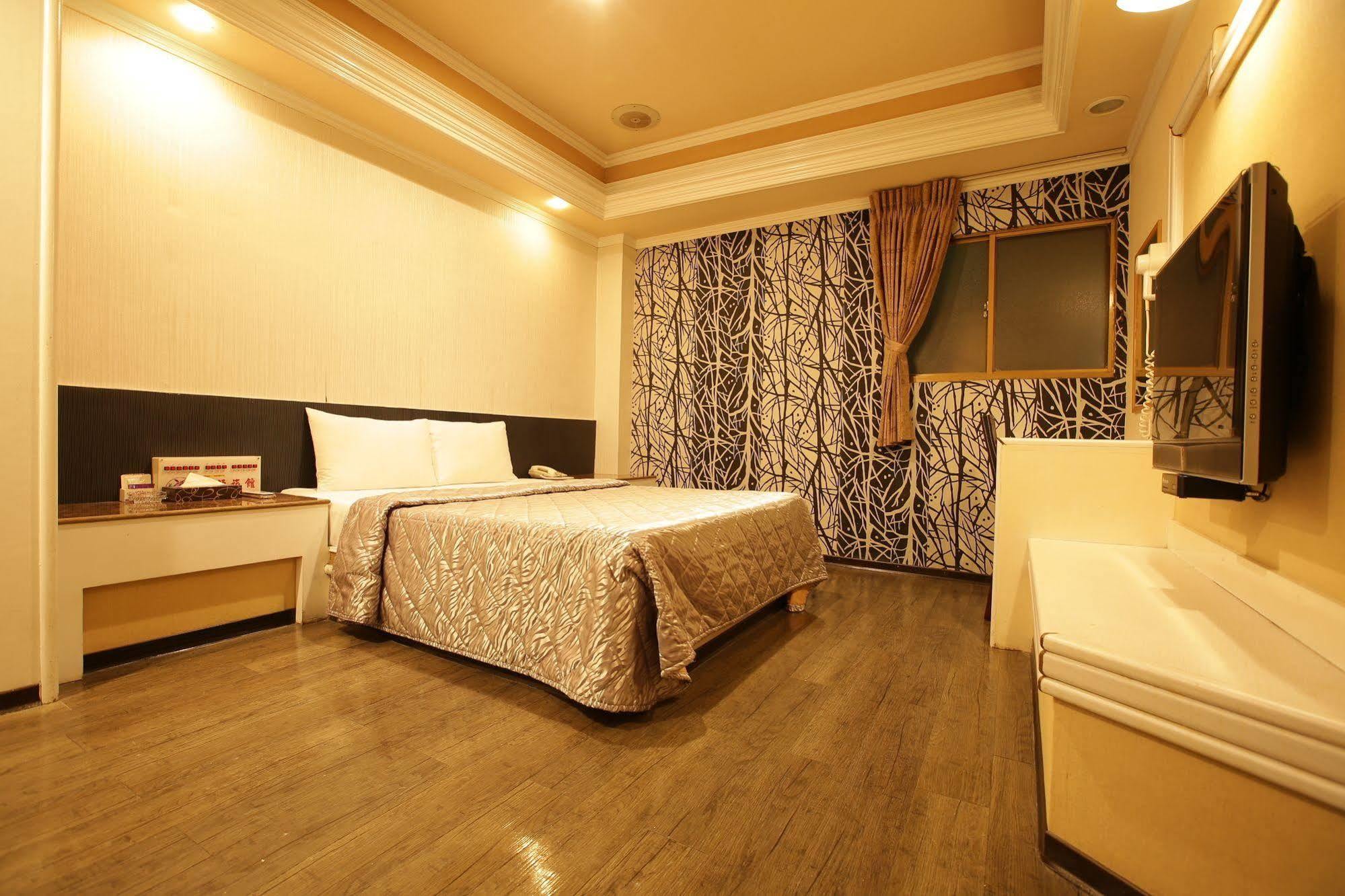Hua Yue Hotel Taoyuan Exterior foto