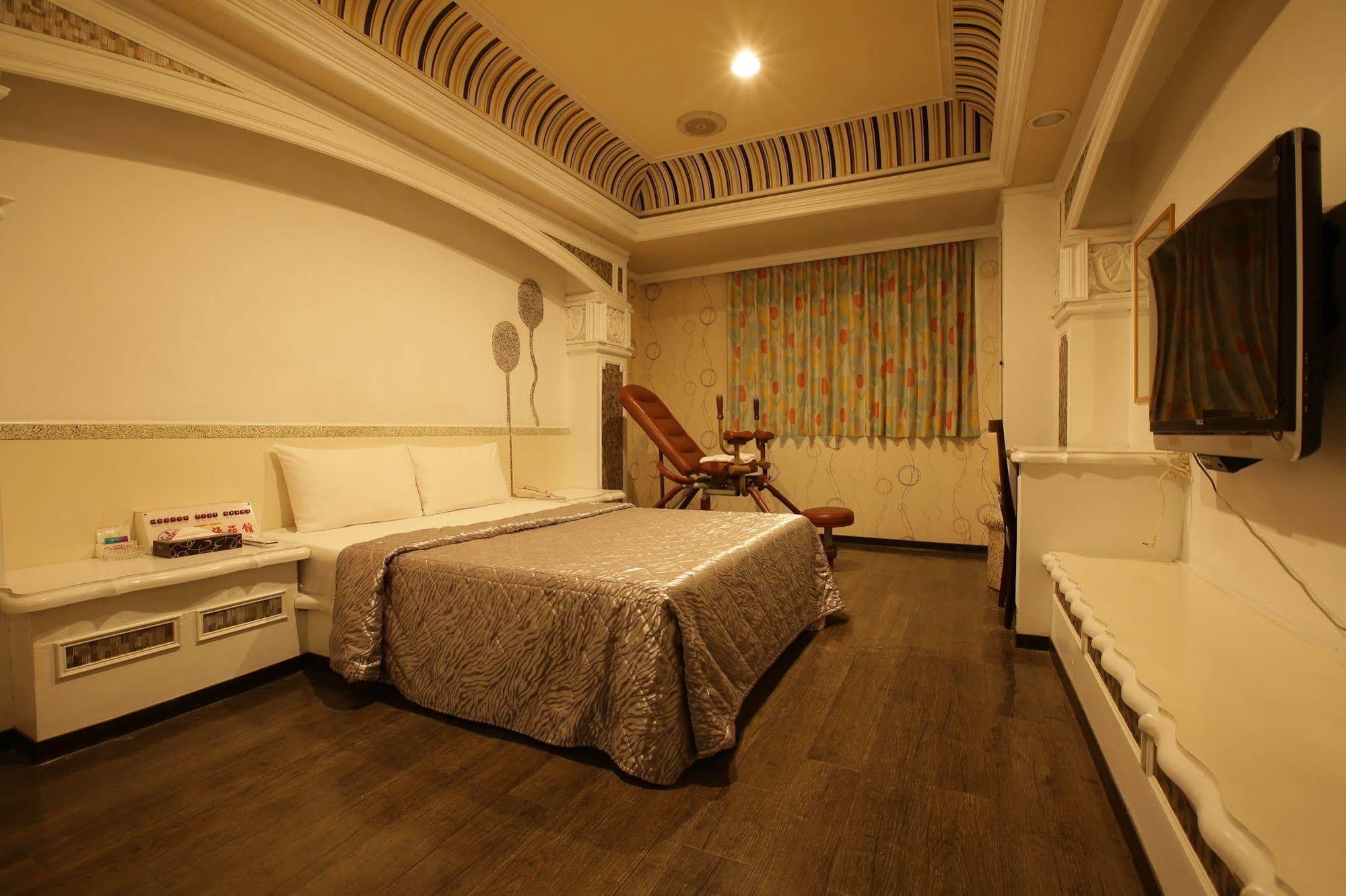 Hua Yue Hotel Taoyuan Exterior foto